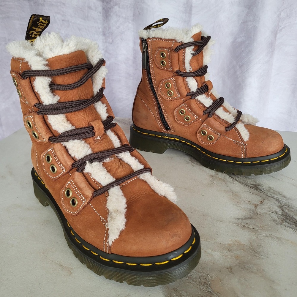 Dr Martens Shearling Boots Womens Size 6 Brown Suede Faux Fur Lace Up 31877